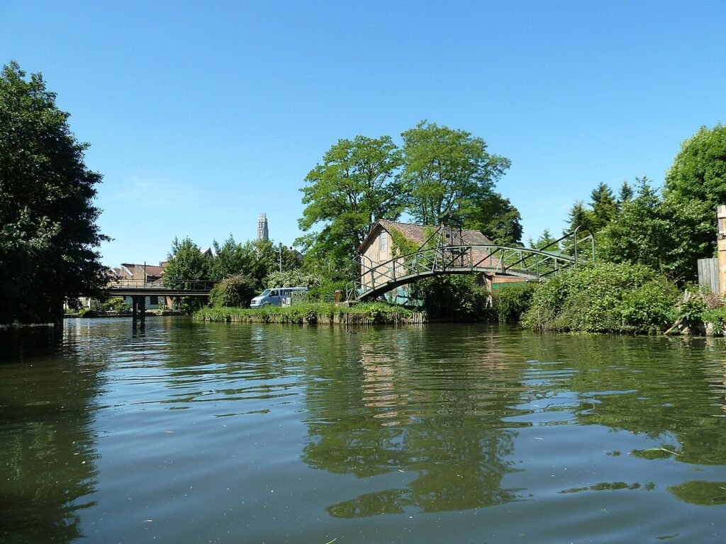 Les hortillonnages d’Amiens : des jardins flottants au cœur de la ville